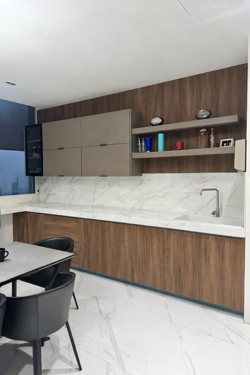 Cocina Domus hecha a medida por Molbani