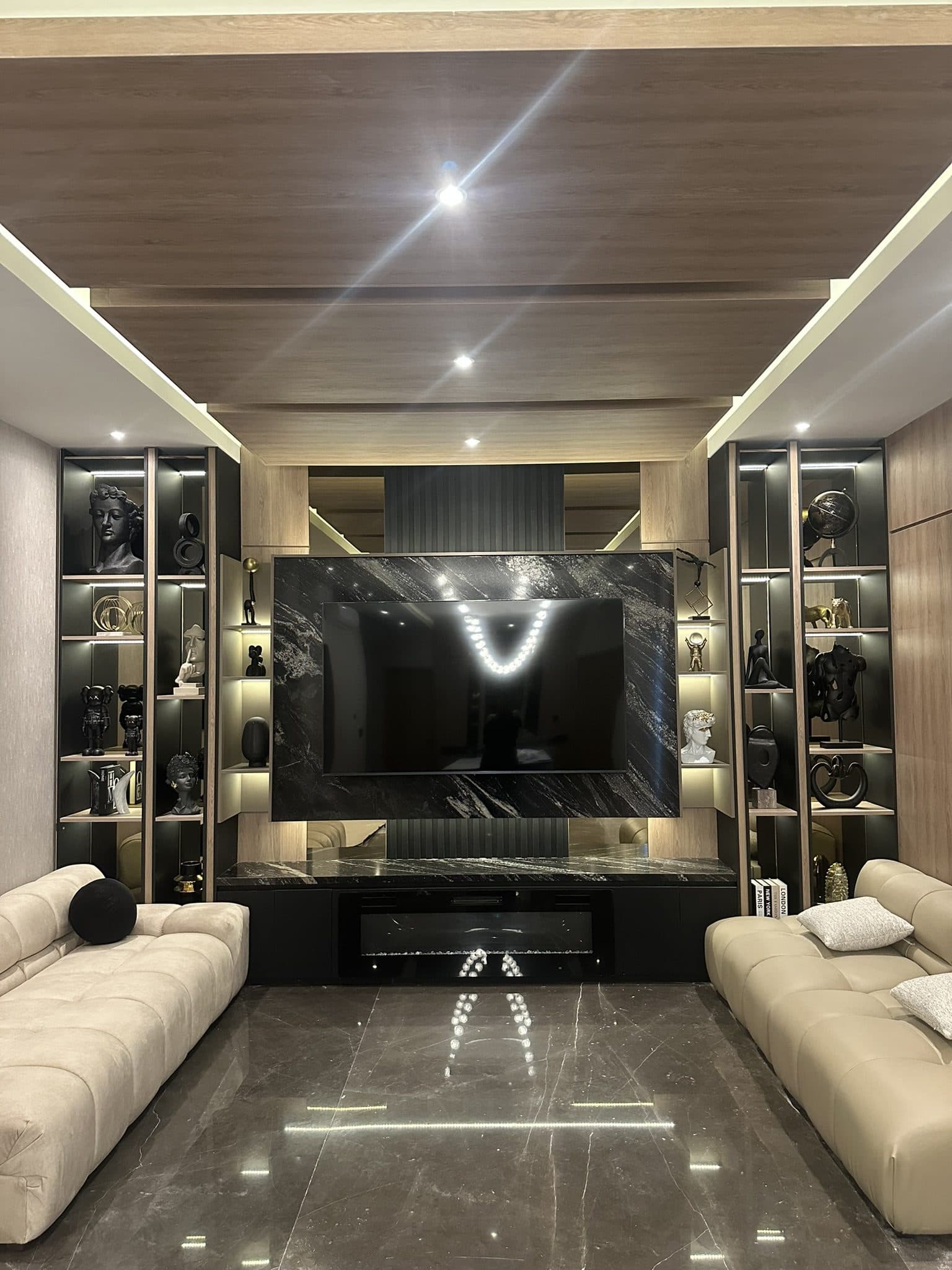 Mueble de TV 34 a medida por Molbani